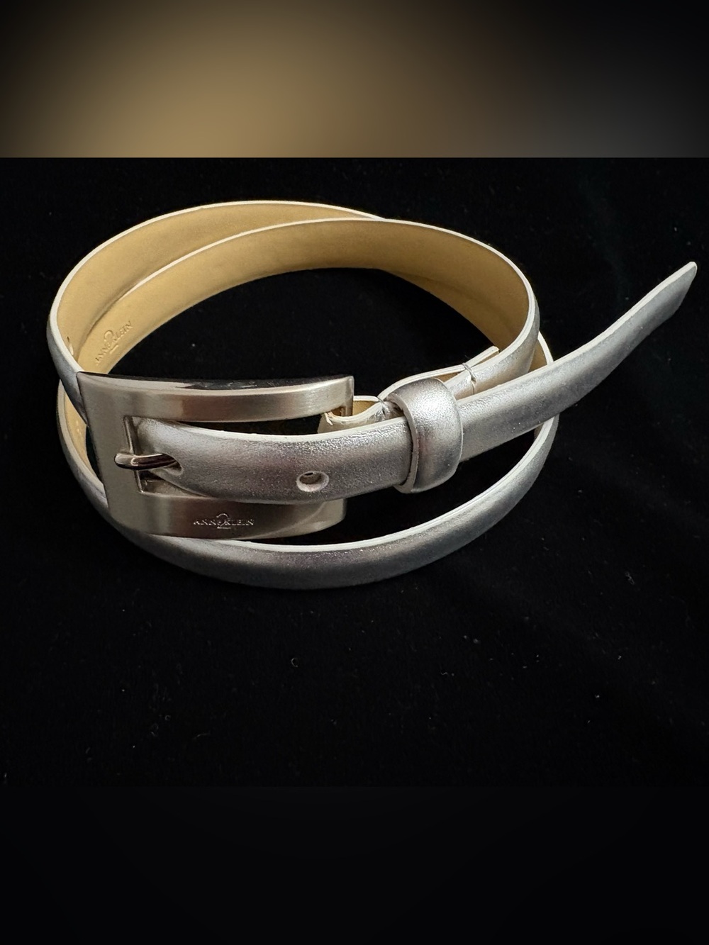 Anne Klein 2 Italian Calfskin Metallic Skinny Belt w/ Adjustable Buckle Sz Small